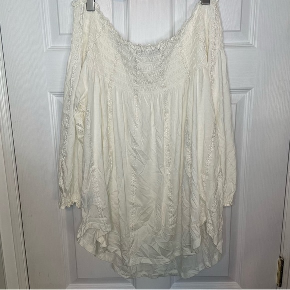 Lauren Ralph Lauren Off the Shoulder White Flowy Top 1X - Picture 2 of 6